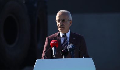 Abdulkadir Uraloğlu gemi sanayi ihracat hedefini açıkladı: 2 milyar dolara ulaşacak