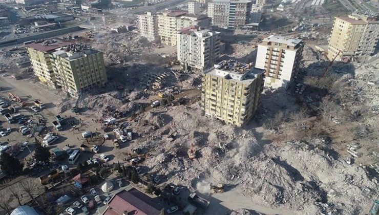Depremde binlerce kişinin öldüğü Ebrar Sitesi’nin müteahhitinden şaşkına çeviren savunma