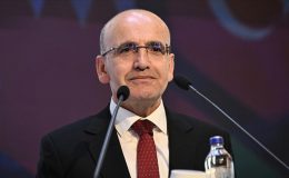 Mehmet Şimşek’ten finansal okuryazarlık uyarısı: Piyasalarda temkinli olun