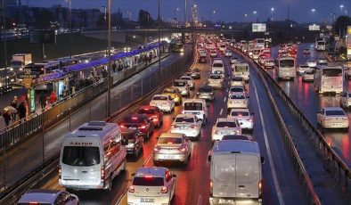 Şubatta 193 bin 600 adet taşıtın trafiğe kaydı yapıldı